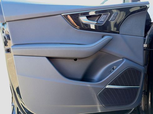 Used 2026 Audi Q8 Premium Plus image 22