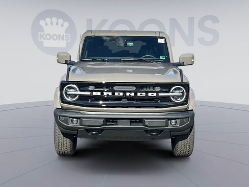 New 2025 Ford Bronco Outer Banks image 11