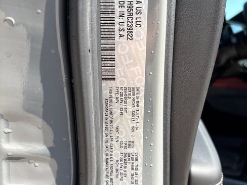 Used 2024 Dodge Durango SRT Hellcat AWD/4WD image 38