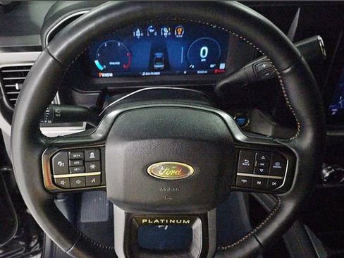 Used 2024 Ford F250 Platinum AWD/4WD image 6