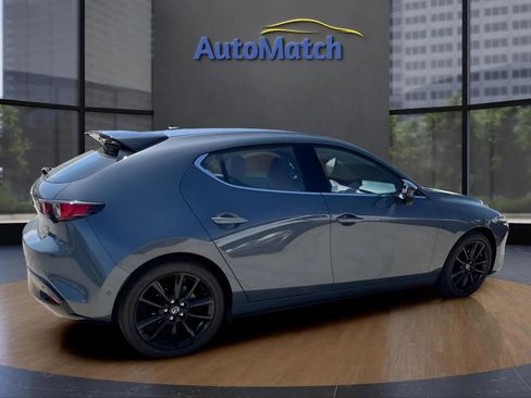 Used 2021 MAZDA MAZDA3 Hatchback w/Premium Plus Pkg AWD/4WD image 11