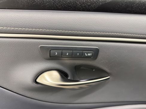 Used 2023 Lexus ES 300h w/ Luxury Package FWD image 20