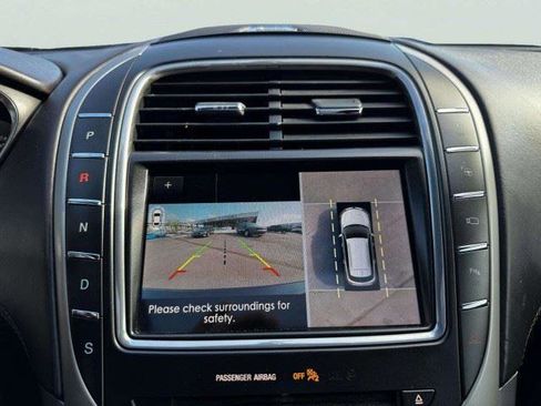 Used 2019 Lincoln Nautilus Black Label AWD/4WD image 32