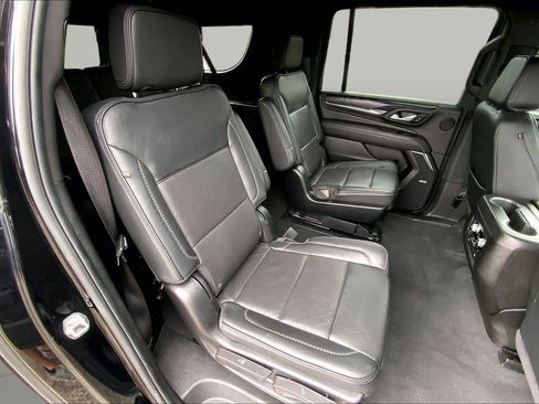 Used 2024 GMC Yukon XL Denali AWD/4WD image 20