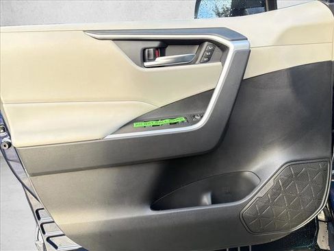 New 2025 Toyota RAV4 XLE Premium image 10