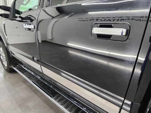Used 2021 Ford F250 Lariat w/ Chrome Package image 33