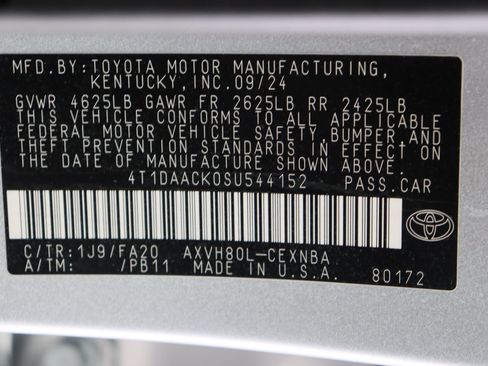 Used 2025 Toyota Camry LE w/ Convenience Package FWD image 41