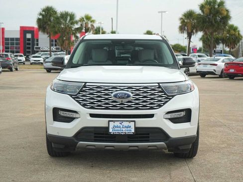 Used 2020 Ford Explorer Platinum w/ Premium Technology Package AWD/4WD image 6
