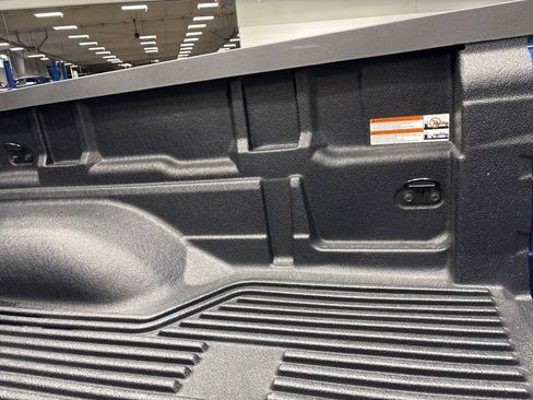 Used 2023 Nissan Frontier PRO-4X w/ Technology Package image 33