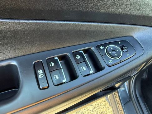 Used 2023 Hyundai Santa Fe SEL image 23