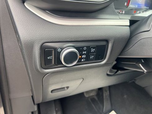 Certified 2023 Ford Explorer XLT w/ Class IV Trailer Tow Package image 8