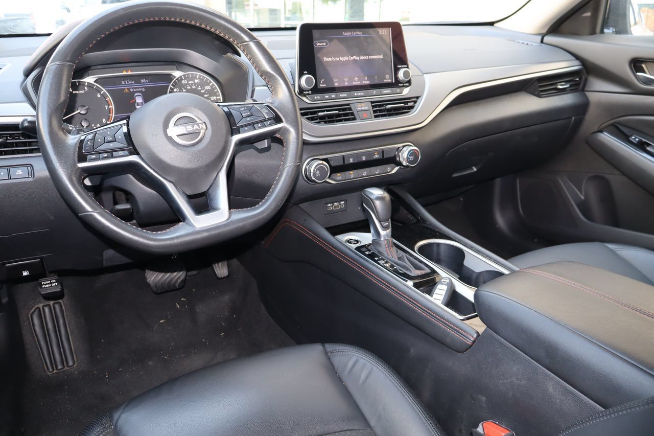 Used 2024 Nissan Altima 2.5 SR FWD image 4