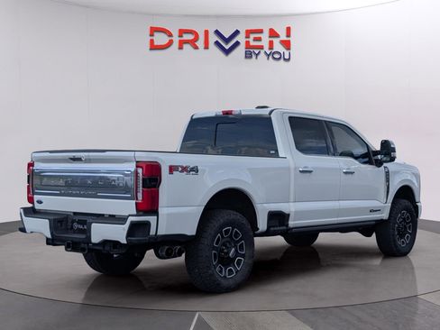 Used 2024 Ford F250 Platinum w/ FX4 Off-Road Package AWD/4WD image 6