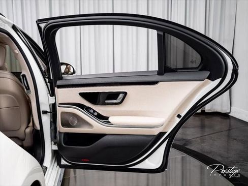 Used 2022 Mercedes-Benz S 500 4MATIC image 47