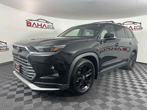 Used 2024 Toyota Grand Highlander AWD Hybrid image 2