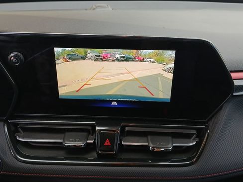 Used 2024 Chevrolet TrailBlazer RS w/ Driver Confidence Package image 15