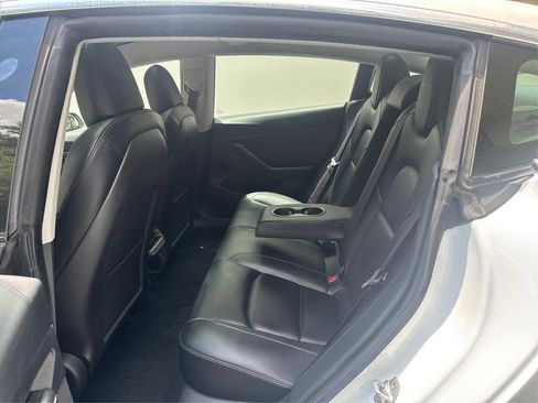 Used 2020 Tesla Model 3 Standard Range Plus image 10