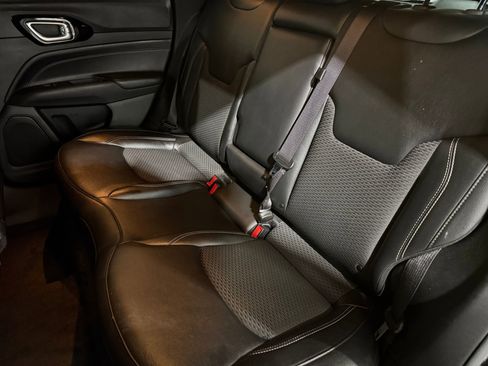 Used 2023 Jeep Compass Altitude image 32