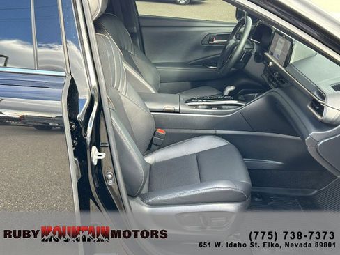 Used 2025 Toyota Crown Signia image 26