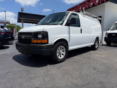 Used 2014 Chevrolet Express 1500 AWD image 1