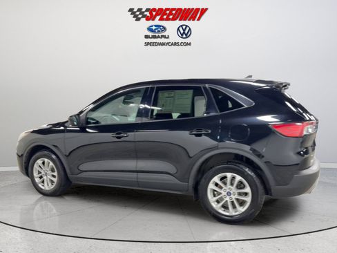 Used 2021 Ford Escape SE w/ Convenience Package AWD/4WD image 9