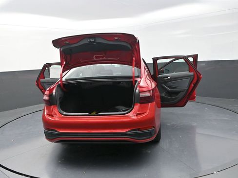 New 2026 Volkswagen Jetta SE FWD image 34