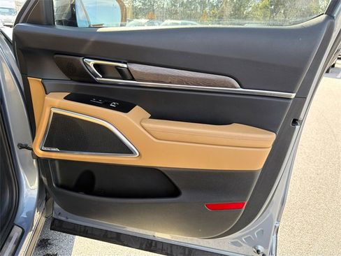 Used 2021 Kia Telluride SX w/ Nightfall Edition Package image 14