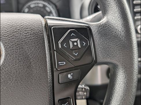 Used 2021 Toyota Tacoma SR AWD/4WD image 22