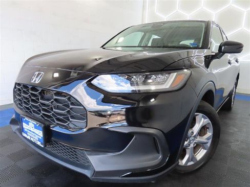 Used 2024 Honda HR-V LX image 1
