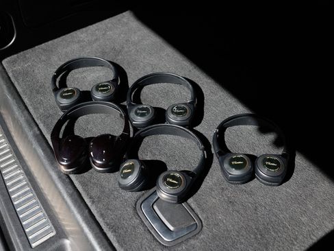 Used 2017 Cadillac Escalade ESV Platinum image 52