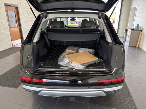 New 2025 Audi Q7 3.0T Premium Plus image 9