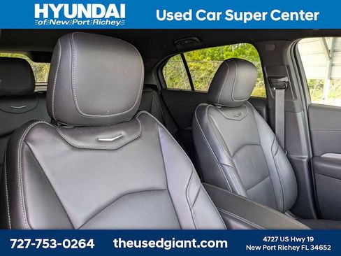 Used 2025 Cadillac XT4 Premium Luxury w/ Technology Package image 6