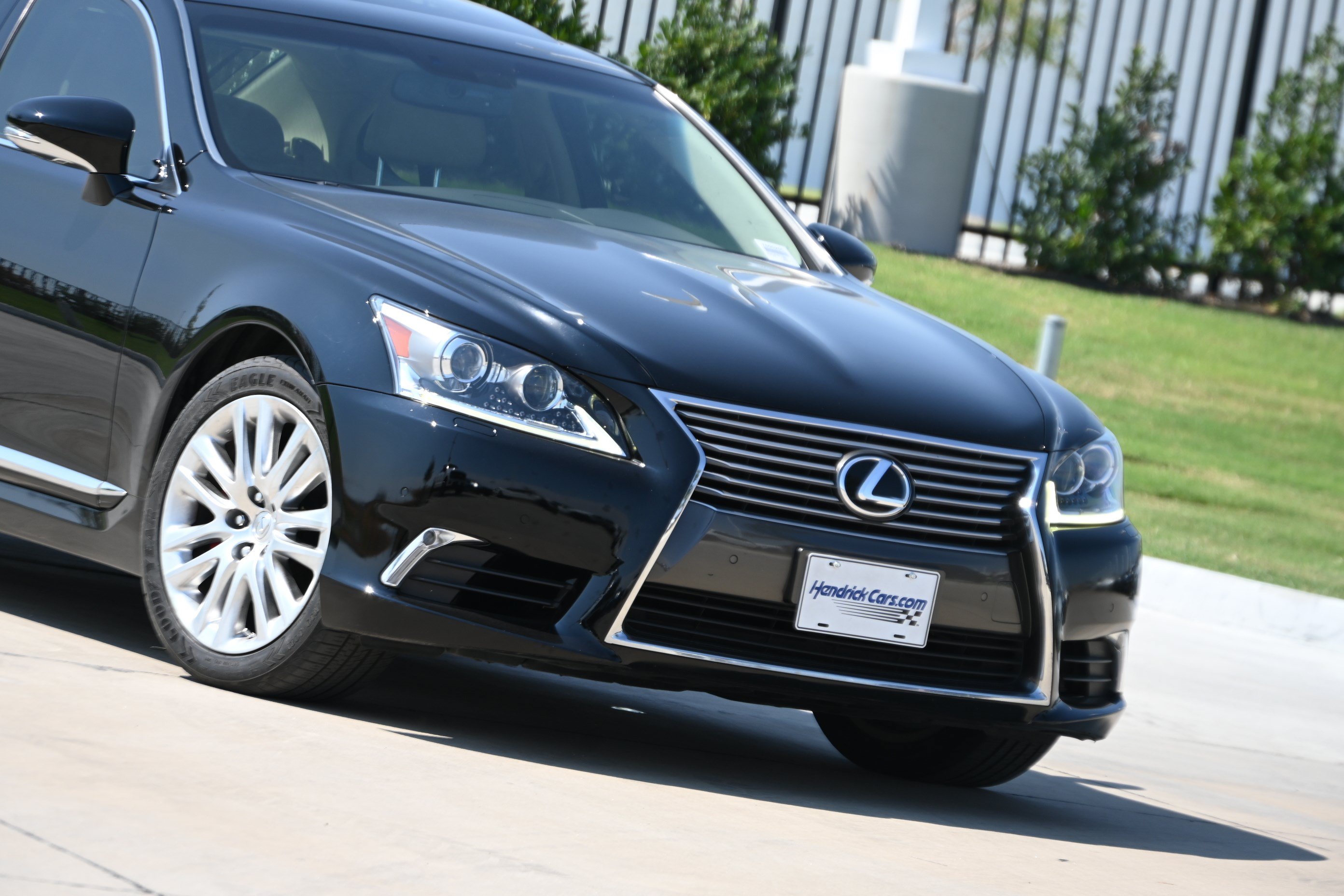 Used 2014 Lexus LS 460 w/ Comfort Package RWD image 26