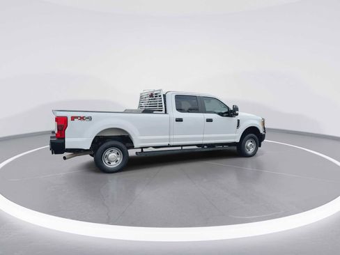 Used 2017 Ford F250 XL w/ Power Equipment Group image 8