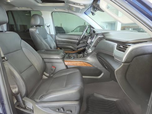 Used 2019 Chevrolet Tahoe Premier w/ Max Trailering Package AWD/4WD image 33