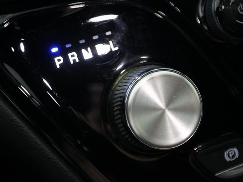 Used 2018 Chrysler Pacifica Touring Plus w/ S Appearance Package image 27