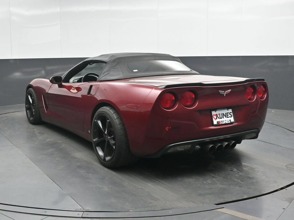 Used 2006 Chevrolet Corvette Convertible w/ Preferred Equipment Group RWD image 10