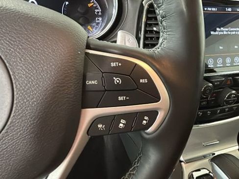 Used 2019 Jeep Grand Cherokee Summit AWD/4WD image 18