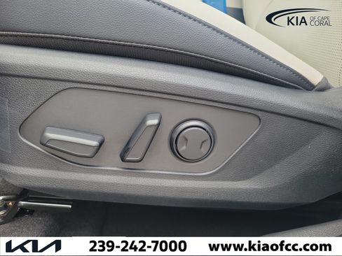 New 2026 Kia Sportage EX FWD image 24
