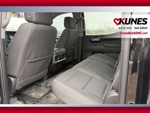 Used 2023 GMC Sierra 1500 Elevation w/ Preferred Package image 6