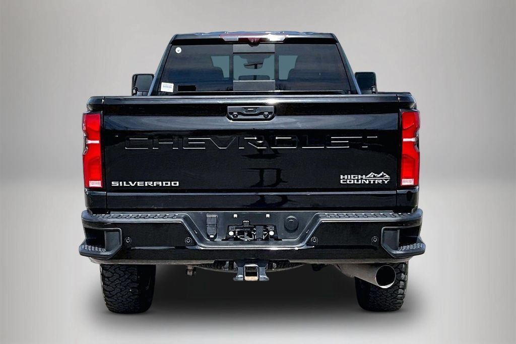 Used 2024 Chevrolet Silverado 3500 High Country w/ Technology Package AWD/4WD image 5