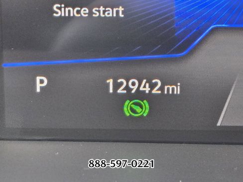 Certified 2025 Volkswagen Jetta S image 28