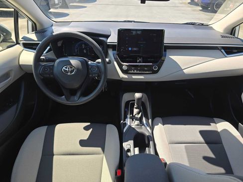 Used 2026 Toyota Corolla LE FWD image 17