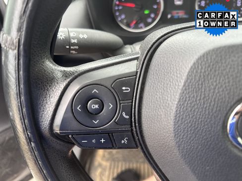 Used 2022 Toyota RAV4 XLE w/ Convenience Package FWD image 9