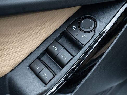 New 2026 Chevrolet Equinox ACTIV image 21