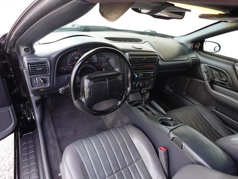 Used 1999 Chevrolet Camaro Z28 w/ SS Performance/Appearance Pkg image 19