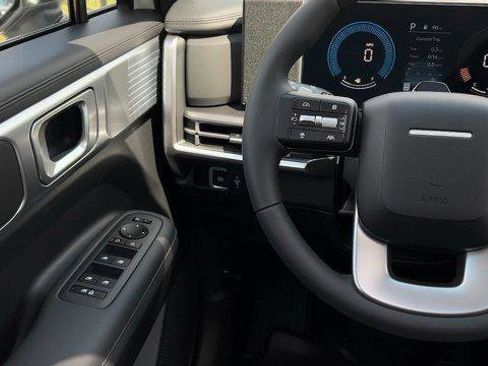 New 2025 Hyundai Santa Fe XRT AWD/4WD image 19
