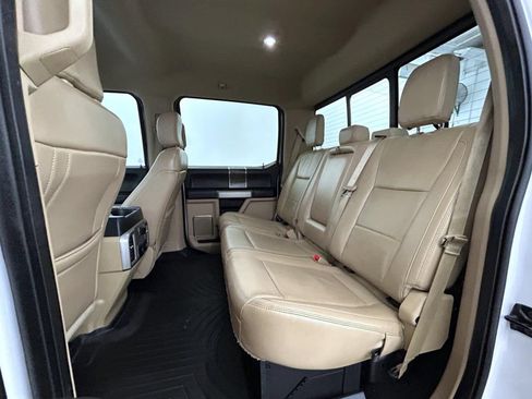 Used 2019 Ford F250 Lariat w/ Chrome Package AWD/4WD image 19