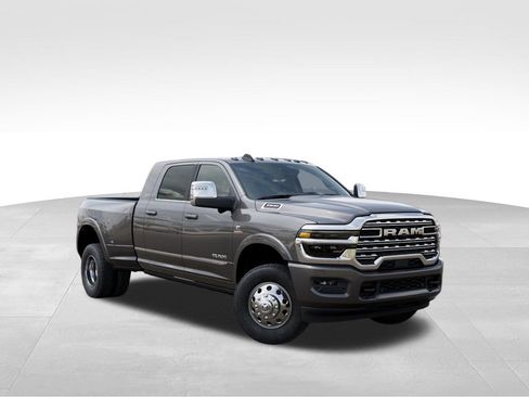 New 2026 RAM 3500 Limited image 5