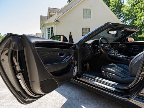 Used 2020 Bentley Continental GT AWD/4WD image 35